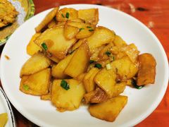 -芦茨金富饭庄·25年老字号·专做稻草鸡