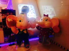 -冰纷万象滑冰场(沈阳万象城店)