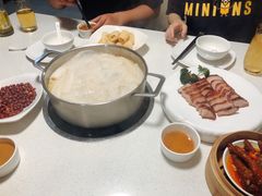 -煲王粤菜餐厅(中侨中心店)