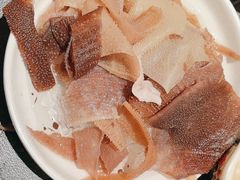 -牛YO寿喜烧·铁板烧和牛火锅自助(市府恒隆店)