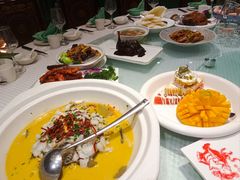 -王朝大酒店徐汇店-地面停车场