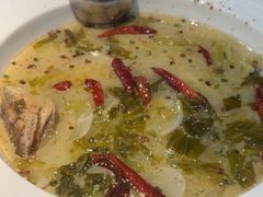 -鱼亨小鲜酸菜鱼(大信店)