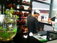 -洛克公园·篮球·足球·羽毛球(莘庄店)