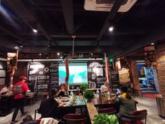 大堂-·缸桶屋·韩式牛肋条自助烤肉(西湖D11店)