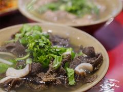 -谢老五跷脚牛肉·非遗传承店