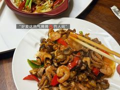 -鑫渔港海鲜本地菜·山海关浑锅(东戴河店)
