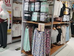 -优衣库(北京万柳华联购物中心店)