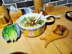 -裕鼎鲜·新中菜(金鼎广场店)