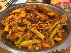 -嘎嘎鸭下巴·爆辣干锅(明教寺店)