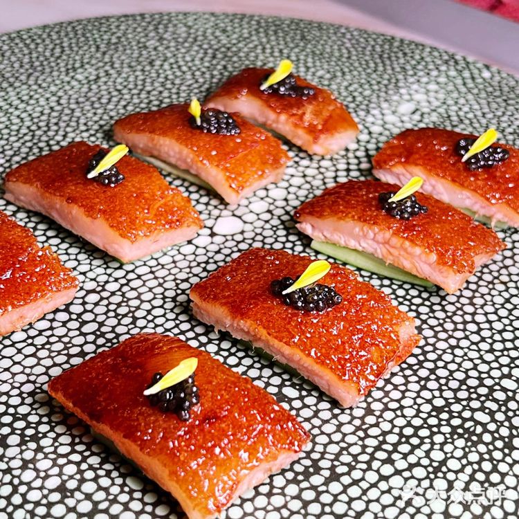 高尔夫球场里面的私厨！！这也太惬意了叭