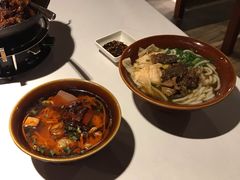 花溪牛肉粉-黔香阁(大上海时代广场店)