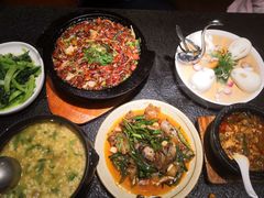 -万重锦·人文川菜馆(骡马市店)