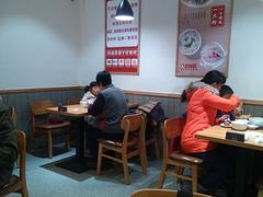 大堂-南城香·饭香串香馄饨香(赵公口店)