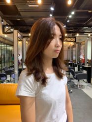 -FRIDAY星期五专业美发沙龙