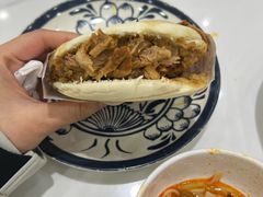 -秦香陕西食府(华贸天地店)