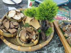 -慢丽江·云南野生菌土鸡锅(西山店)