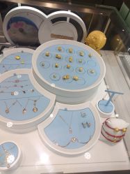 -潮宏基珠宝旗舰店(苏宁广场店)