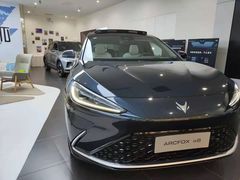 -ARCFOX极狐(世纪金源店)