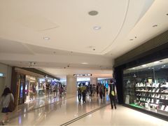 iphone_upload_pic-香港ELEMENTS圆方