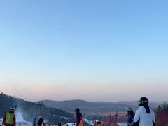 -中旅松花湖滑雪场