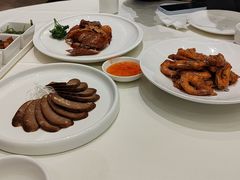 -万龙洲海鲜(大兴绿地缤纷城店)