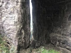 -龙水峡地缝景区