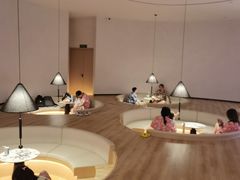 -涨巢·潮玩水疗局