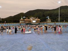 -汤山欢乐水世界