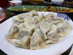 猪肉白菜饺-大梁骨头馆·酱骨老菜(友好店)