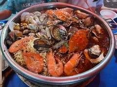 -老东镇啤酒屋海鲜加工·蒸汽海鲜·海鲜烧烤(台东店)