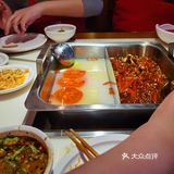 菜品我觉得还行,但是感觉锅底味道有点咸,辣锅的料有点