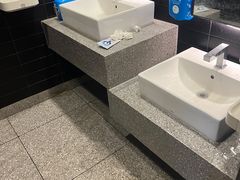 -麦当劳(展览路店)