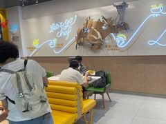 等位区-德克士(龙阳广场店)