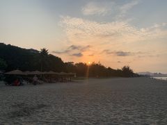 -三亚湾海居铂尔曼度假酒店