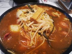 -肥汁米蘭香港米线(长宁来福士店)