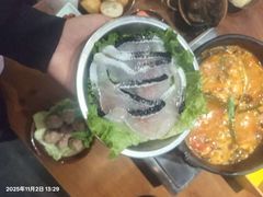 -黔有有贵州酸汤夺夺粉火锅(五味十字店)