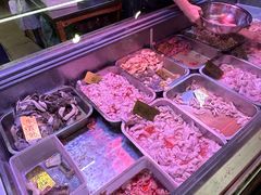 -周良天山牛杂城(天山路总店)