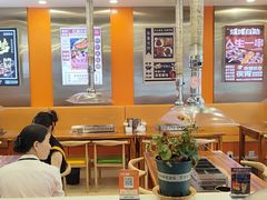 -哈尔滨小酒馆·鲜肉现穿自助烧烤(康新花园店)