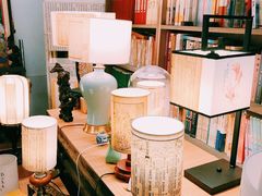 -邊城書店