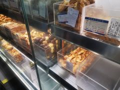 面包甜点陈列柜-上海哈尔滨食品厂(汇联商厦店)