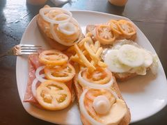 -Jonah's Fruit Shake & Snack Bar