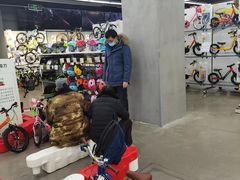 -迪卡侬(徐泾店)