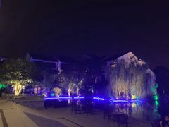 -梁鸿湿地丽笙度假酒店大堂吧