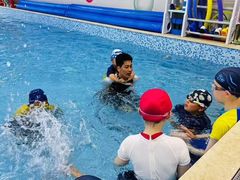 -乐悠游亲子游泳俱乐部