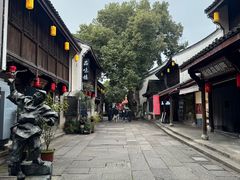 -鲁镇
