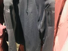 -ARC'TERYX始祖鸟(北京王府中环店)
