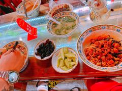-金杨拉面王小吃面馆·牛三宝面·红烧牛肉粉