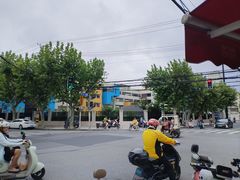-晶牌烤鸭(延吉东路557弄小区店)