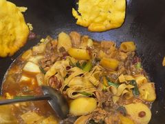 -曹丞相·地锅鸡·地锅鱼(武林店)