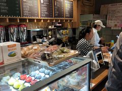-焙丽拾光(麦凯乐直营店)